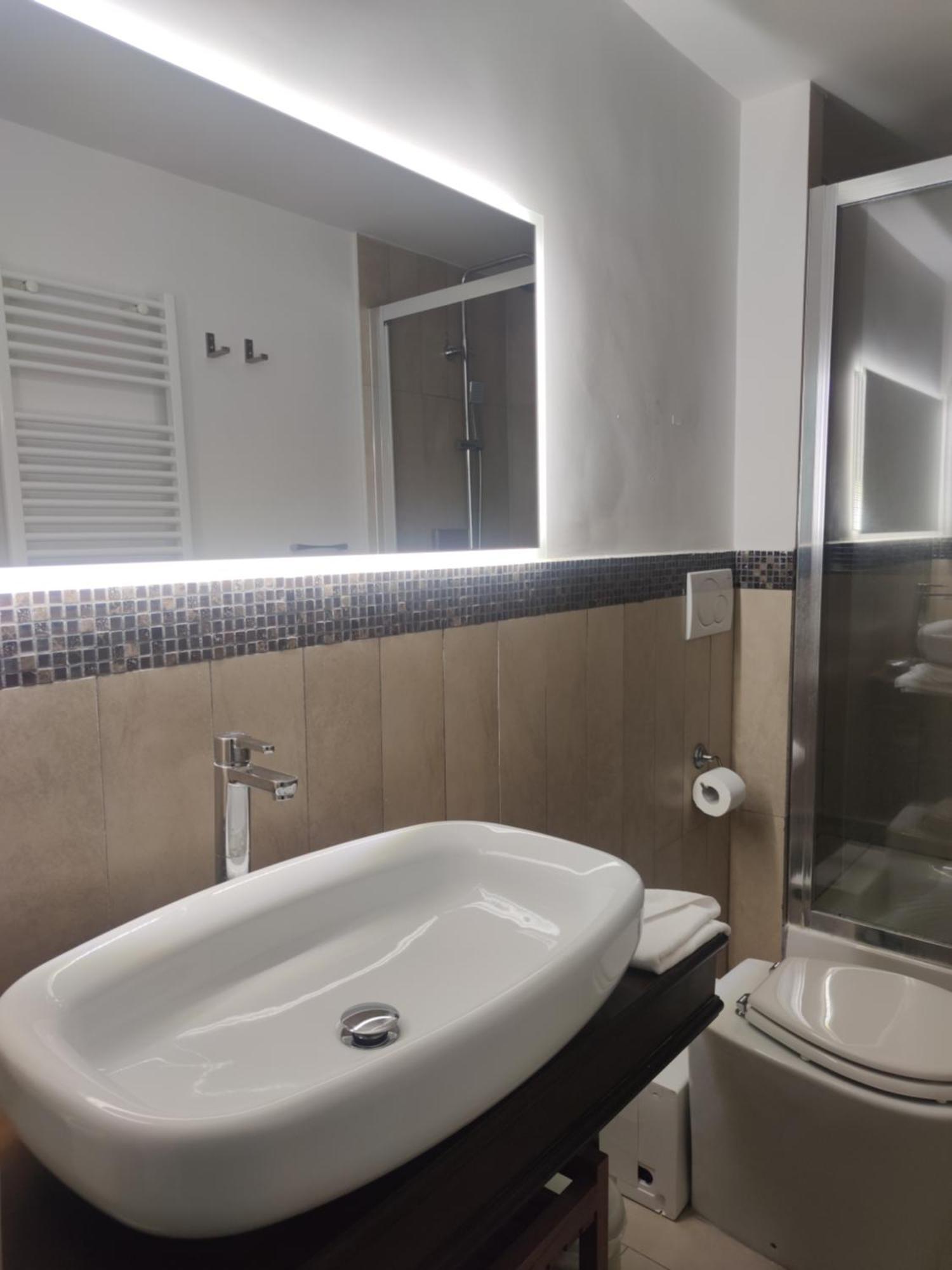 Rhome Hosting Roma Dış mekan fotoğraf